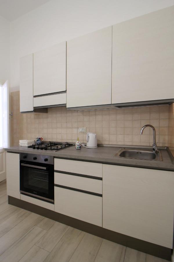 Dimora Camicia 84 Apartment Monopoli Bagian luar foto